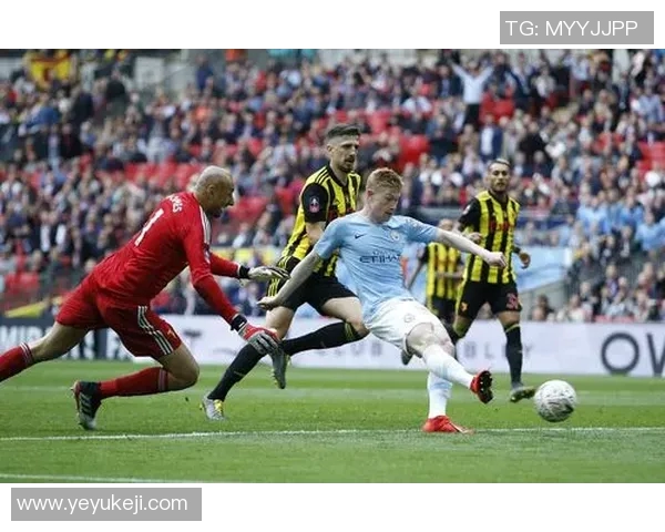 深圳足球队与广州足球队赛后复盘分析比赛节奏与战术表现的深度探讨 深圳足球队与广州足球队赛后复盘分析比赛节奏与战术表现的深度探讨