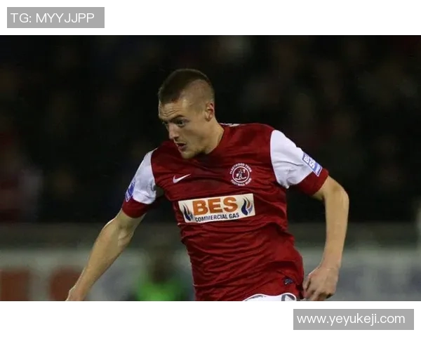 从草根到巅峰足球明星背后的艰辛与奋斗历程